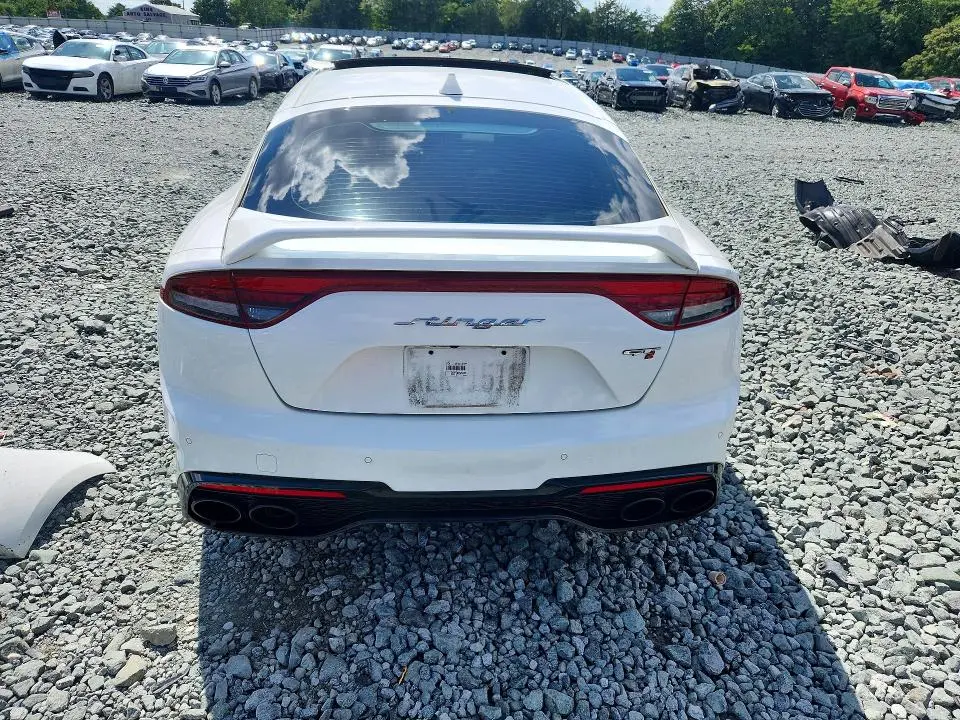 2022 KIA STINGER GT2  