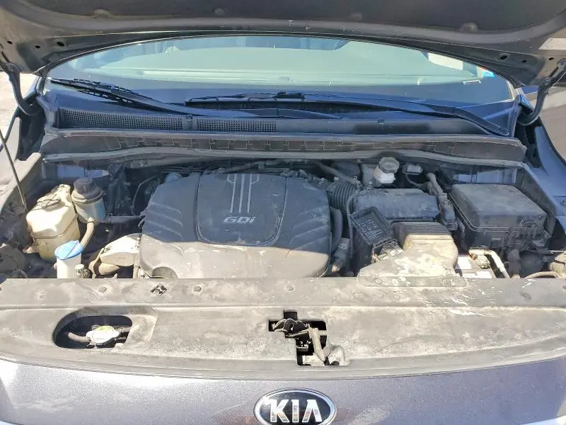 2017 KIA SEDONA   