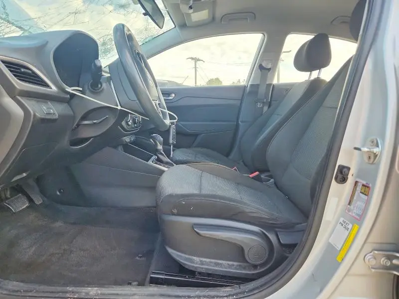 2019 HYUNDAI ACCENT SE  