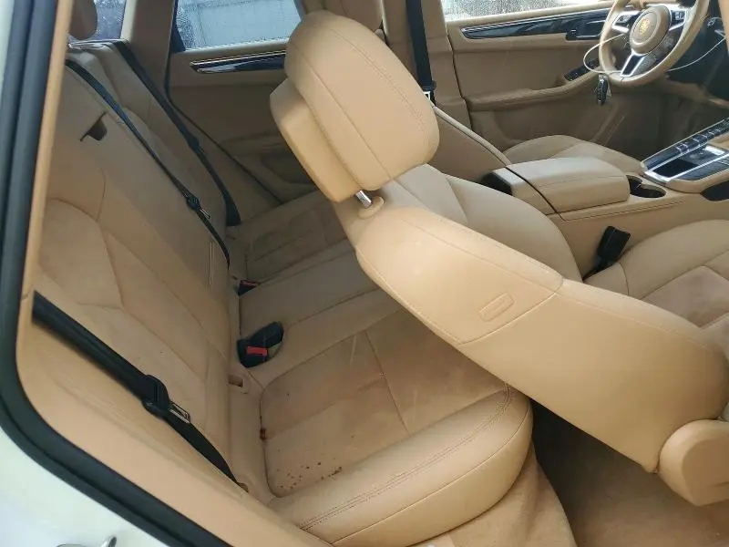 2015 PORSCHE MACAN S  