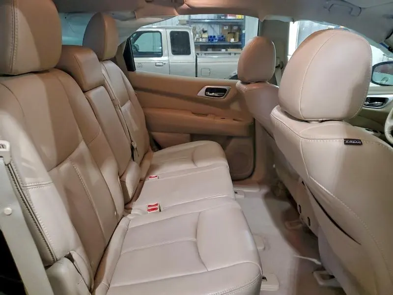 2014 NISSAN PATHFINDER S  