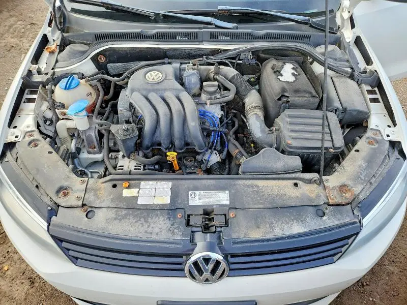 2011 VOLKSWAGEN JETTA   