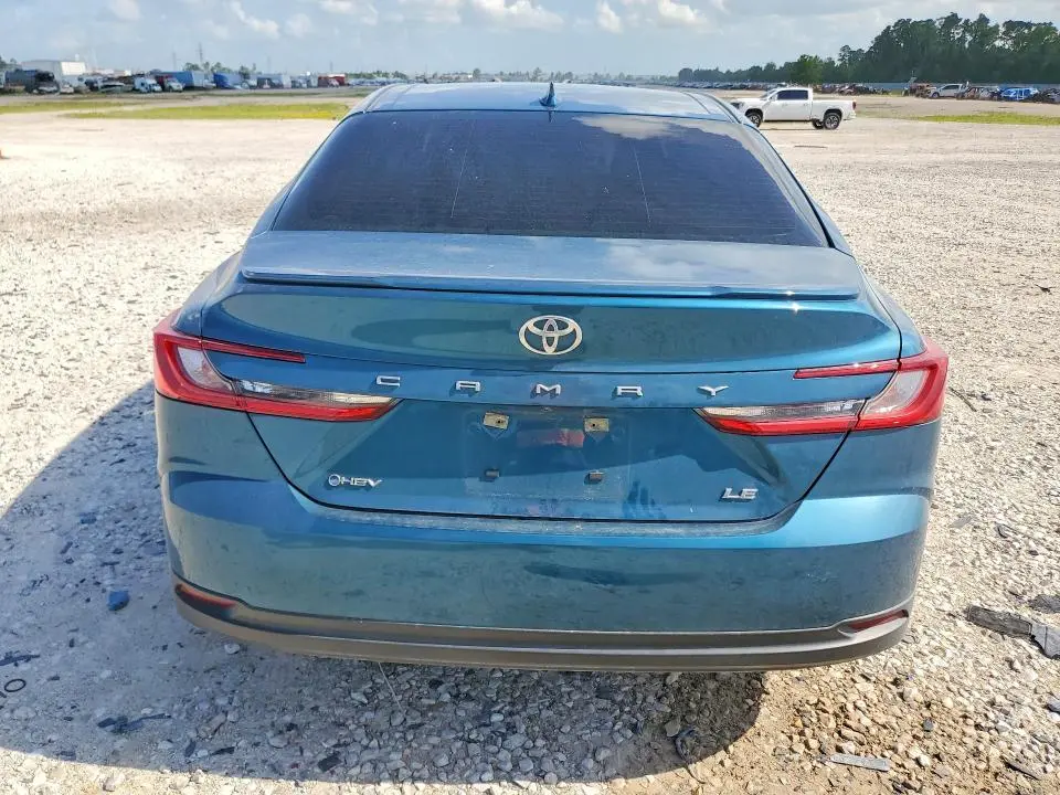 2025 TOYOTA CAMRY LE  