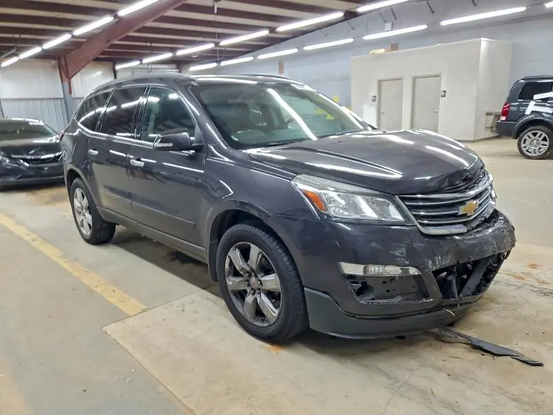 2016 CHEVROLET TRAVERSE LT  