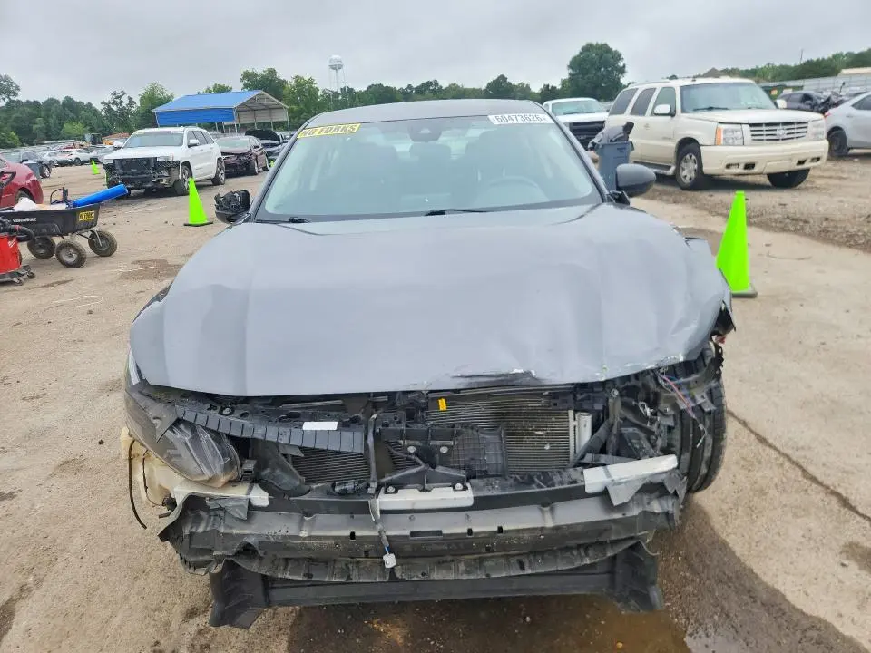 2024 NISSAN ALTIMA SV  