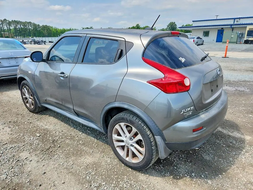 2011 NISSAN JUKE S  