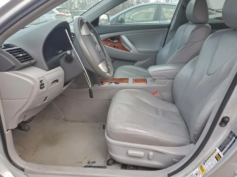 2011 TOYOTA CAMRY BASE  
