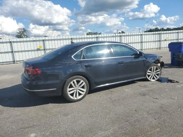 2018 VOLKSWAGEN PASSAT SE  