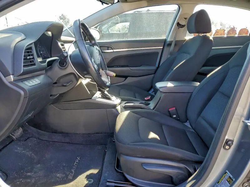 2019 HYUNDAI ELANTRA SEL  