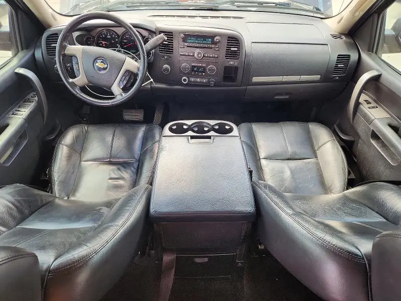 2011 CHEVROLET SILVERADO K1500 LT  
