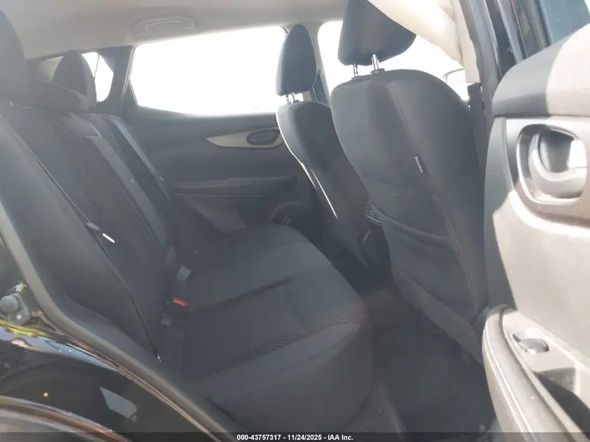 2018 NISSAN ROGUE SPORT S