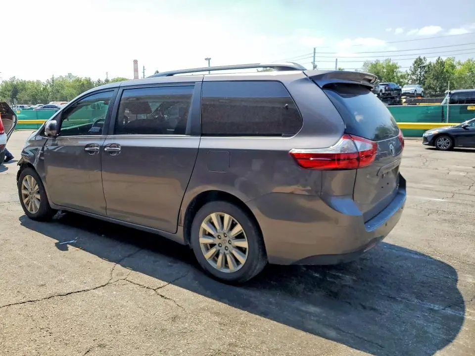 2017 TOYOTA SIENNA XLE PREMIUM 7-PASSENGER  