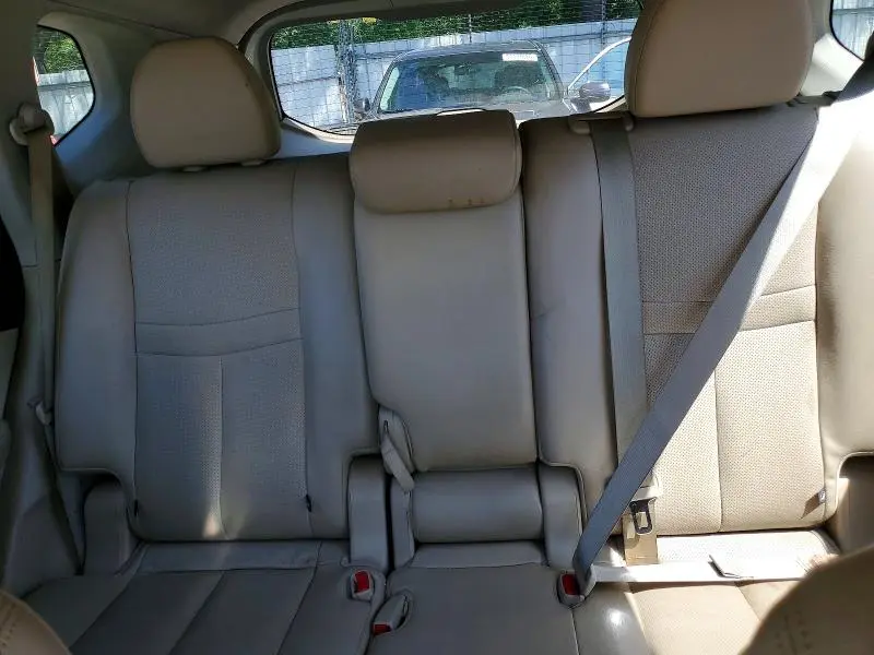 2015 NISSAN ROGUE SL  