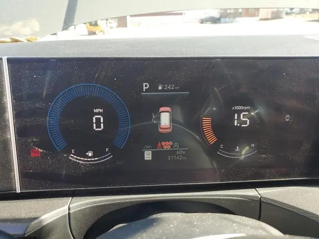 2024 HYUNDAI SANTA FE SE  