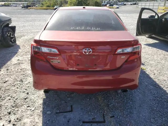 2014 TOYOTA CAMRY SE