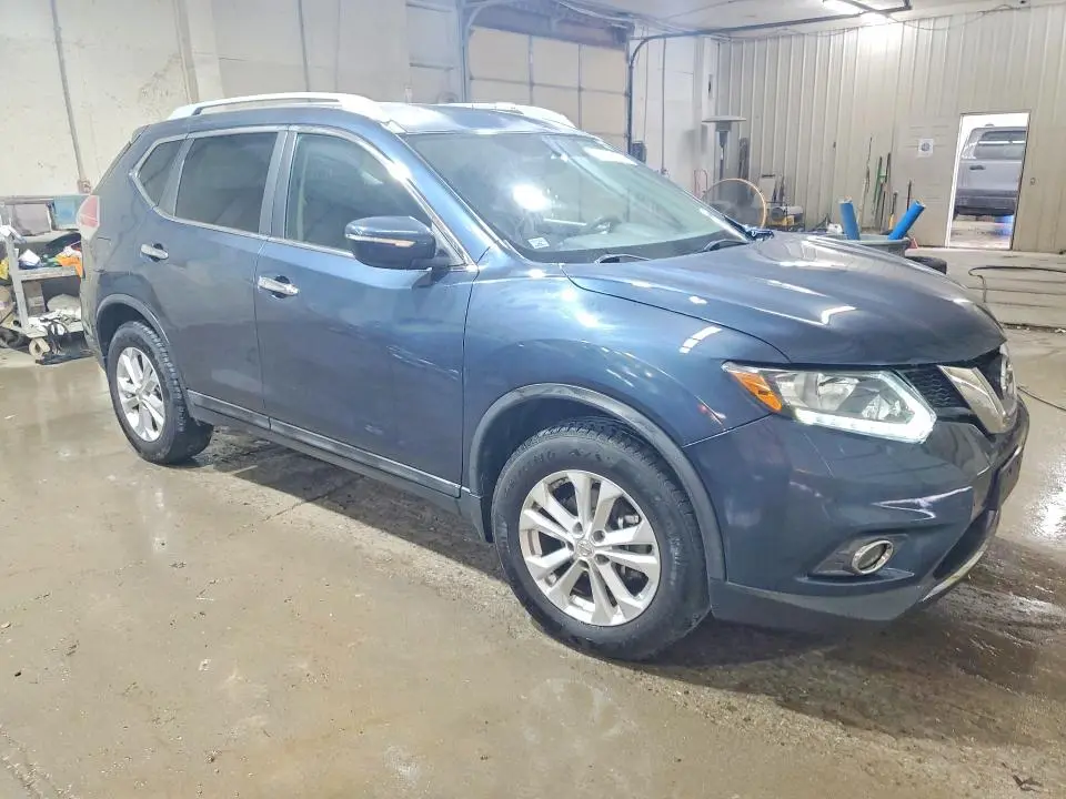 2015 NISSAN ROGUE SV  