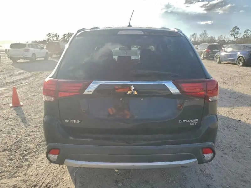2016 MITSUBISHI OUTLANDER GT  