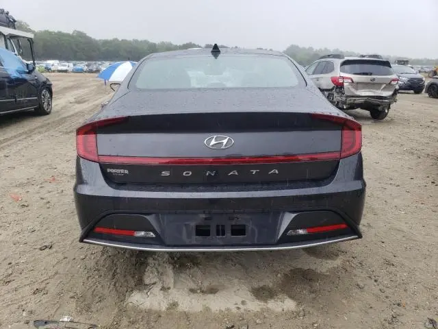 2021 HYUNDAI SONATA SE  