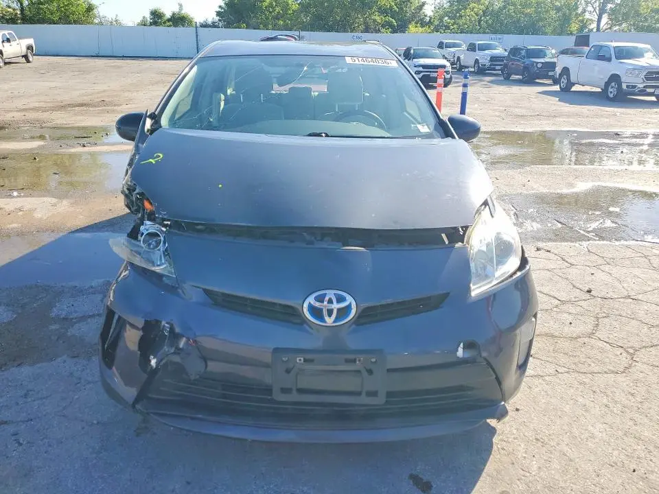 2013 TOYOTA PRIUS TWO  
