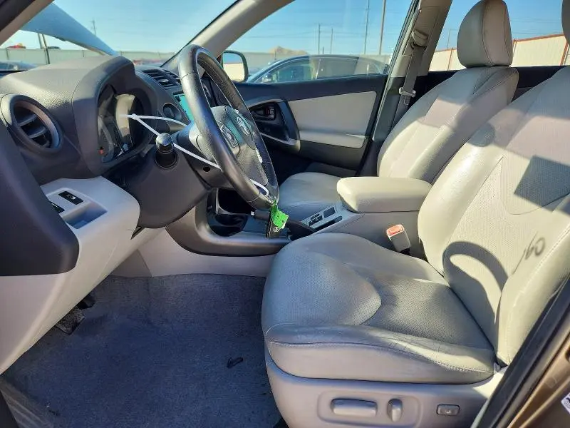 2011 TOYOTA RAV4 LIMITED  