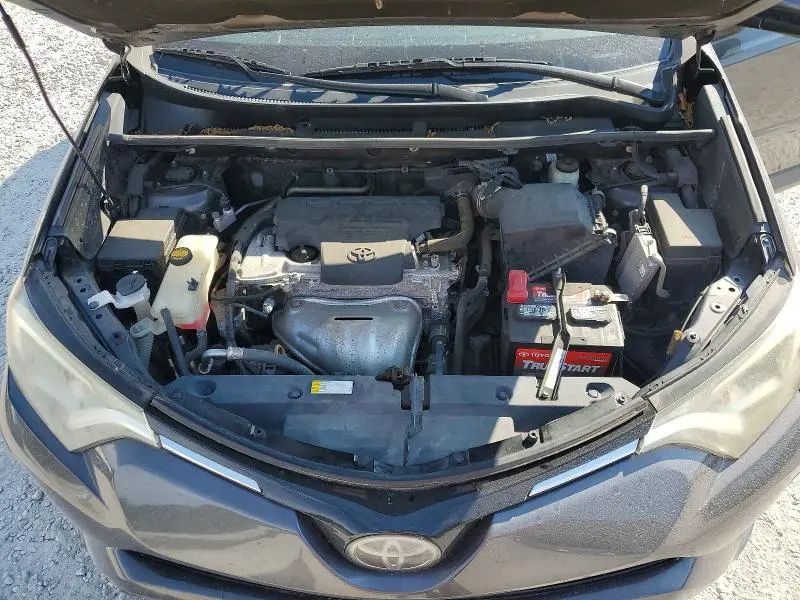 2018 TOYOTA RAV4 XLE  