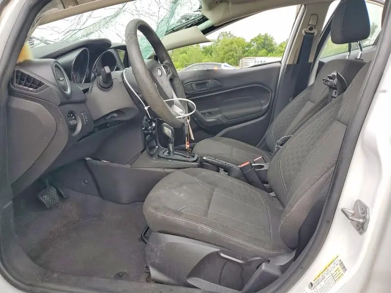 2017 FORD FIESTA SE  