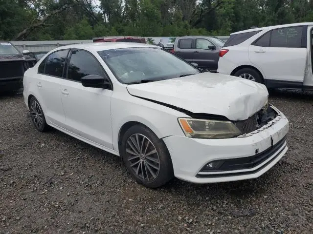 2016 VOLKSWAGEN JETTA SPORT  