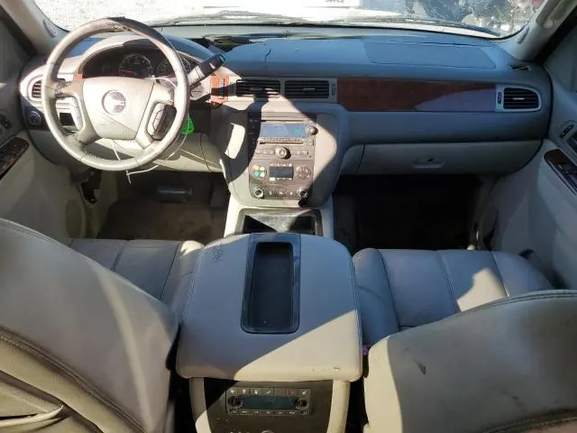 2010 GMC YUKON XL C1500 SLT  