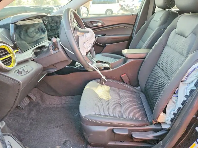 2025 CHEVROLET TRAX 1LT  