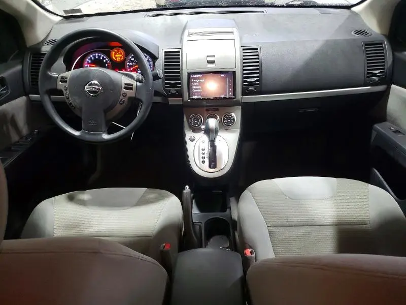 2011 NISSAN SENTRA 2.0  