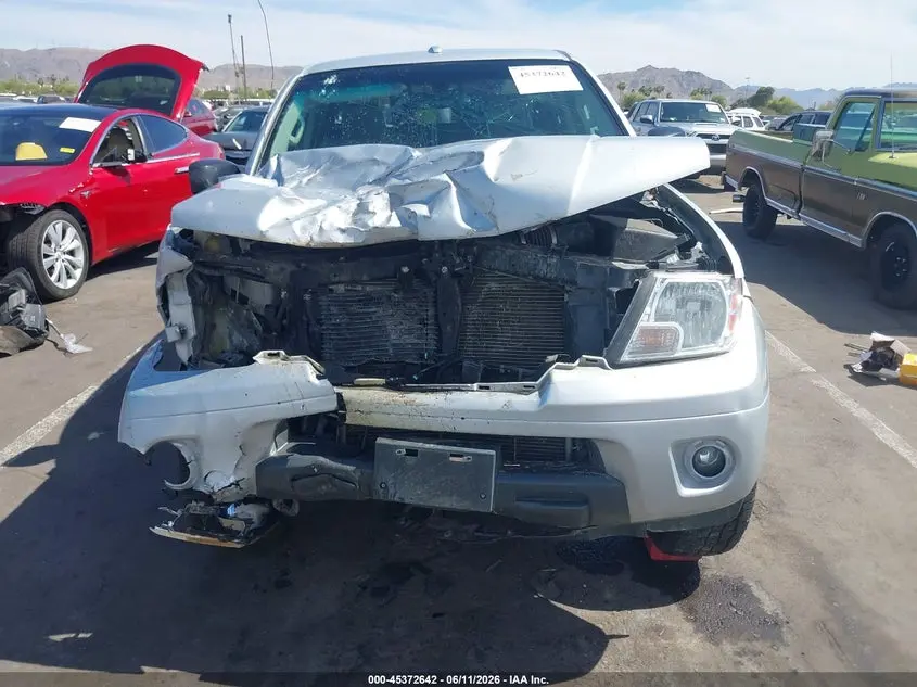 2014 NISSAN FRONTIER SV
