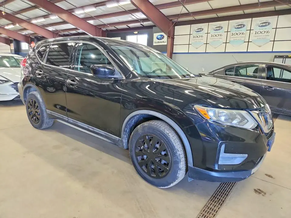 2017 NISSAN ROGUE S  