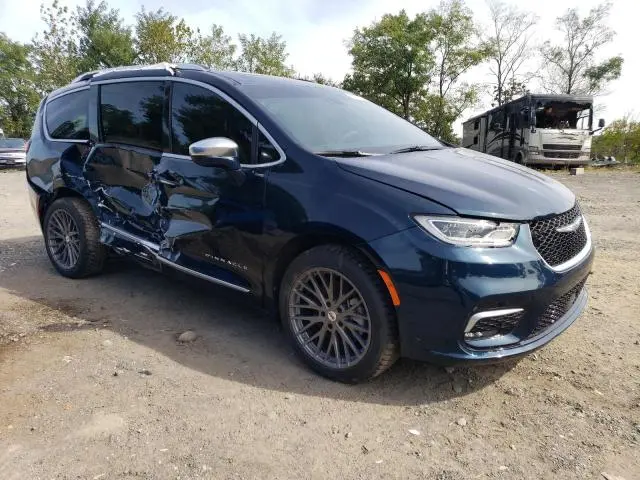 2022 CHRYSLER PACIFICA P