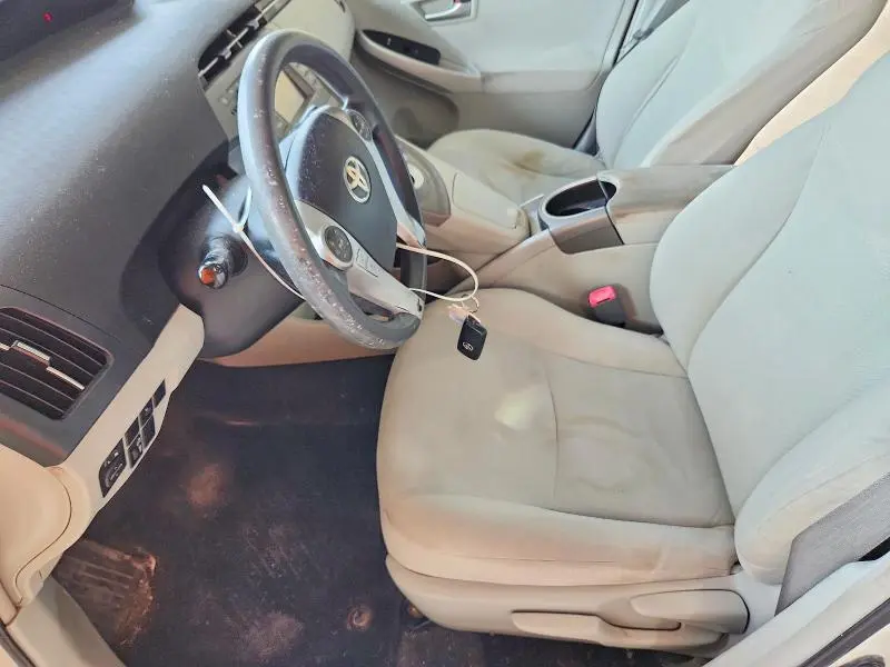 2013 TOYOTA PRIUS THREE  