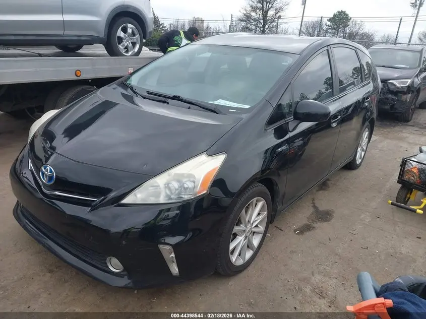 2012 TOYOTA PRIUS V FIVE