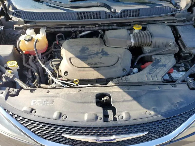 2020 CHRYSLER VOYAGER LXI  