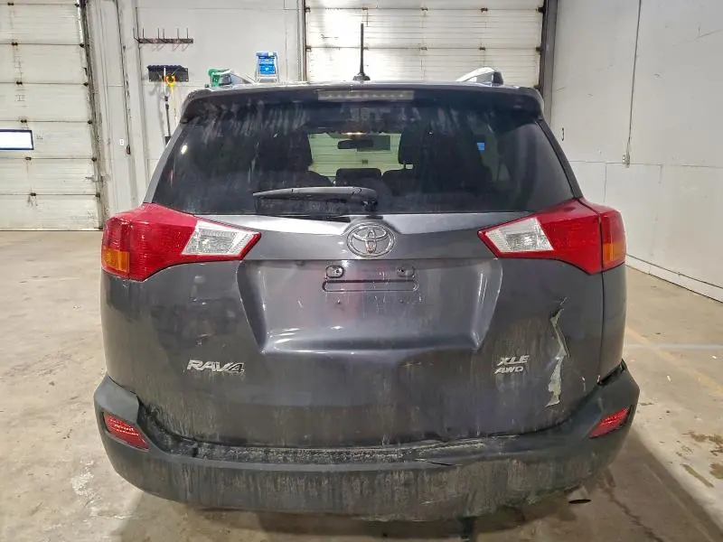 2015 TOYOTA RAV4 XLE  