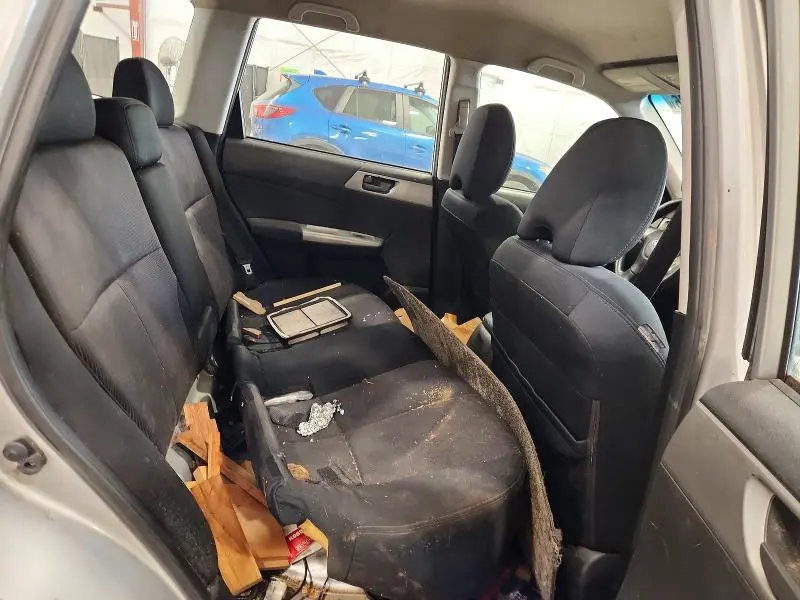 2010 SUBARU FORESTER XS  