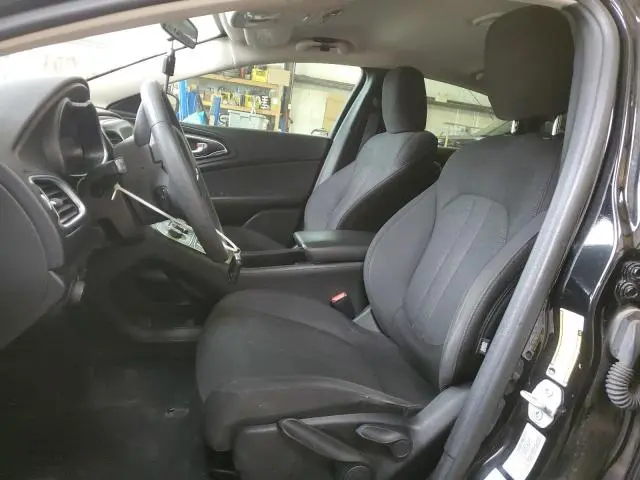 2016 CHRYSLER 200 LX  