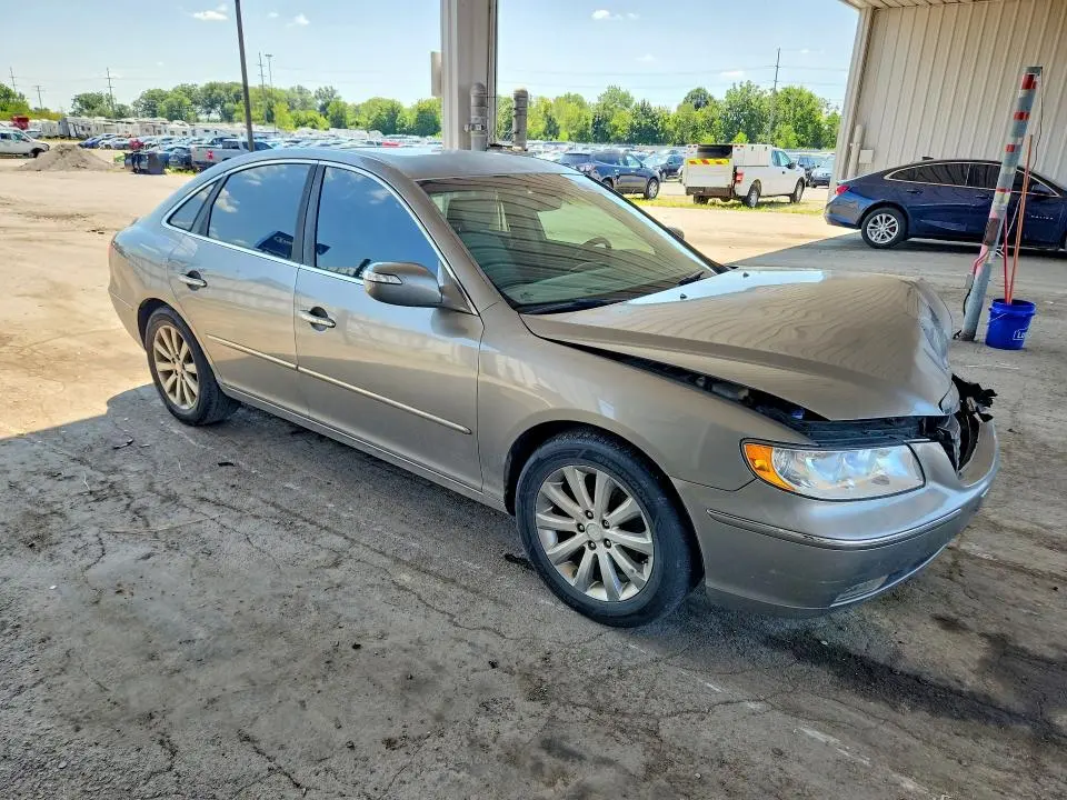 2010 HYUNDAI AZERA LIMITED  