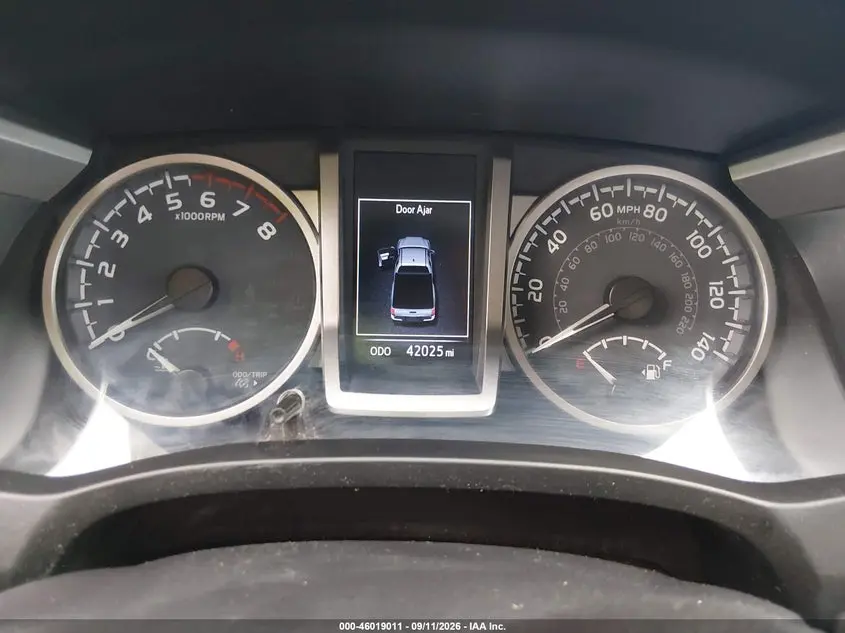 2022 TOYOTA TACOMA SR5