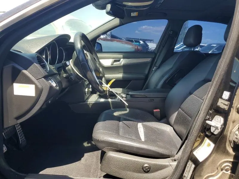 2013 MERCEDES-BENZ C 250  