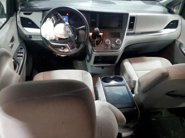 2015 TOYOTA SIENNA LE