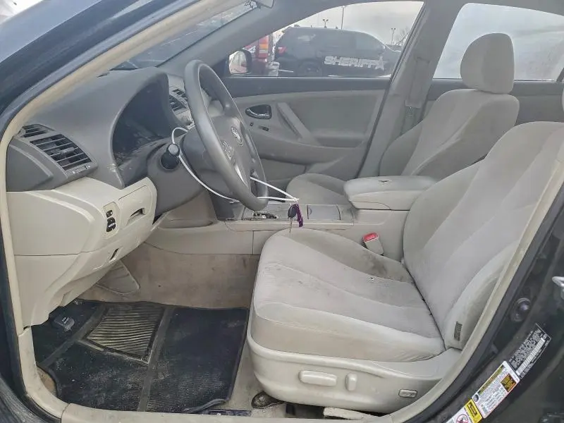 2010 TOYOTA CAMRY BASE  