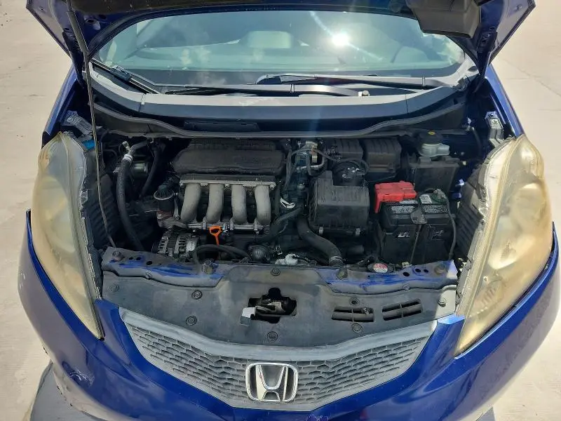 2013 HONDA FIT   