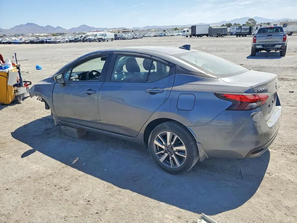 2023 NISSAN VERSA SV  