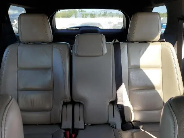 2012 FORD EXPLORER XLT  