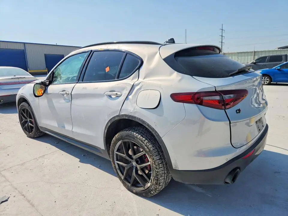 2020 ALFA ROMEO STELVIO   
