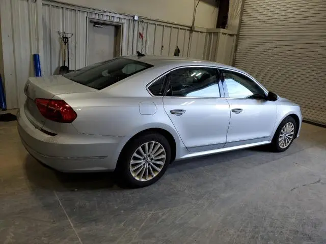 2016 VOLKSWAGEN PASSAT SE  