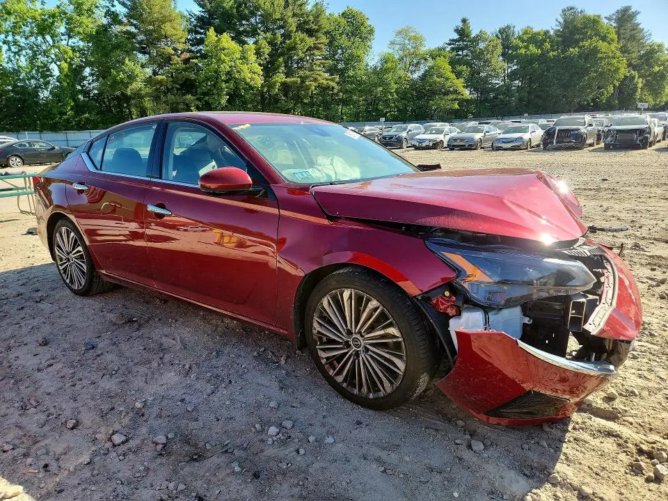 2023 NISSAN ALTIMA SL  